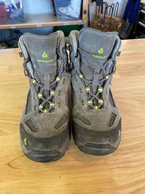 5 vasque Men's Hiking Boots