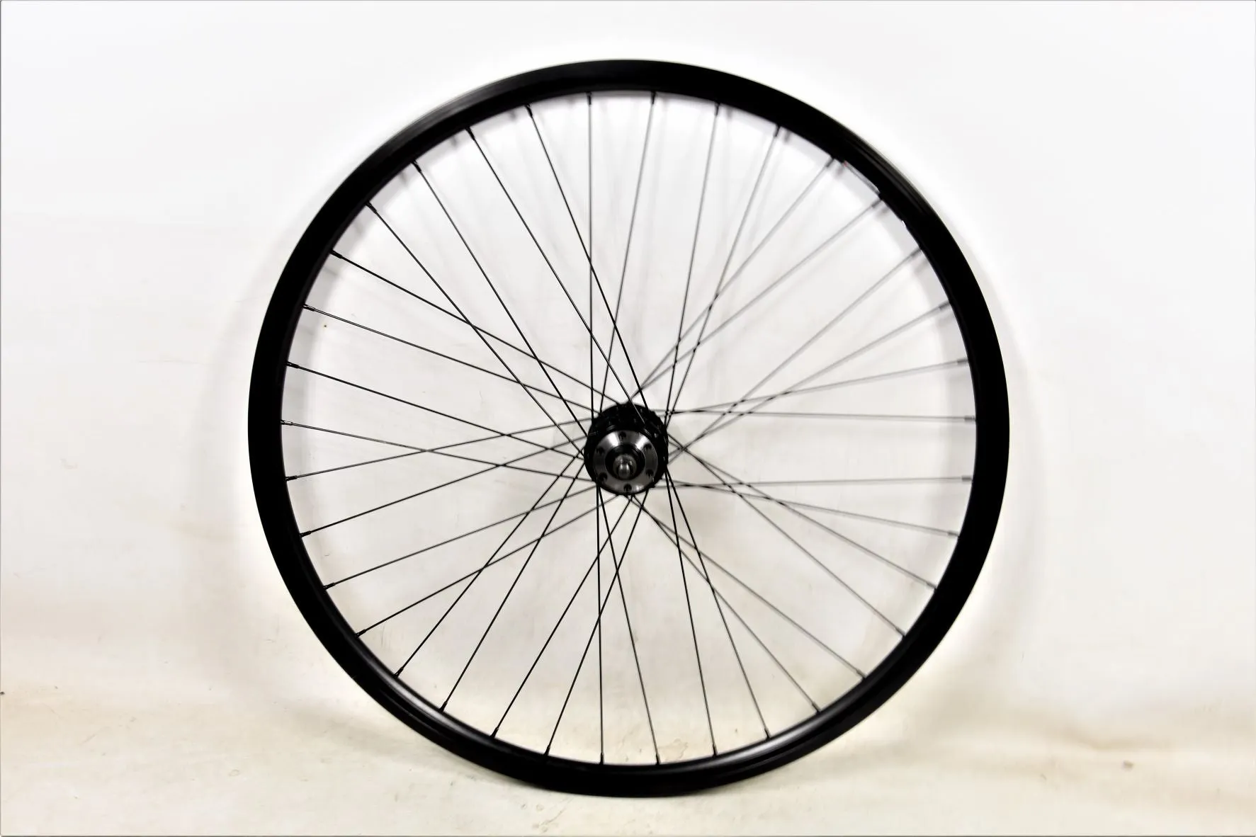 700c (622 x 19) DISC HUB TREKKING BIKE FRONT WHEEL XC BLACK DOUBLE WALL RIM