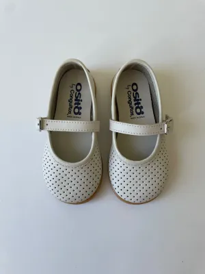 Beige perforated leather mary jane(toddler sizes)