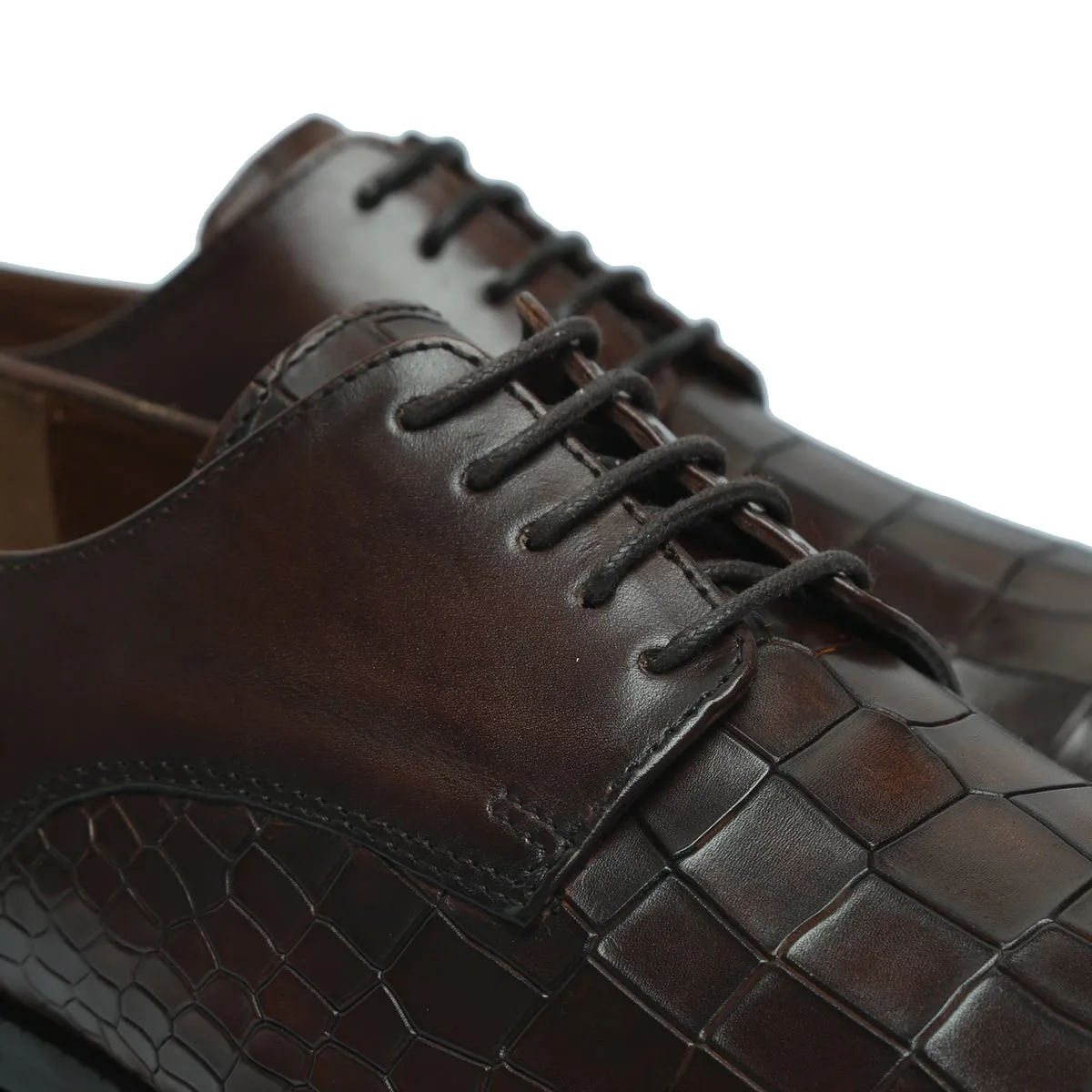 Brown Lace-Up Shoes with Deep Cut Leather Toe by Brune & Bareskin