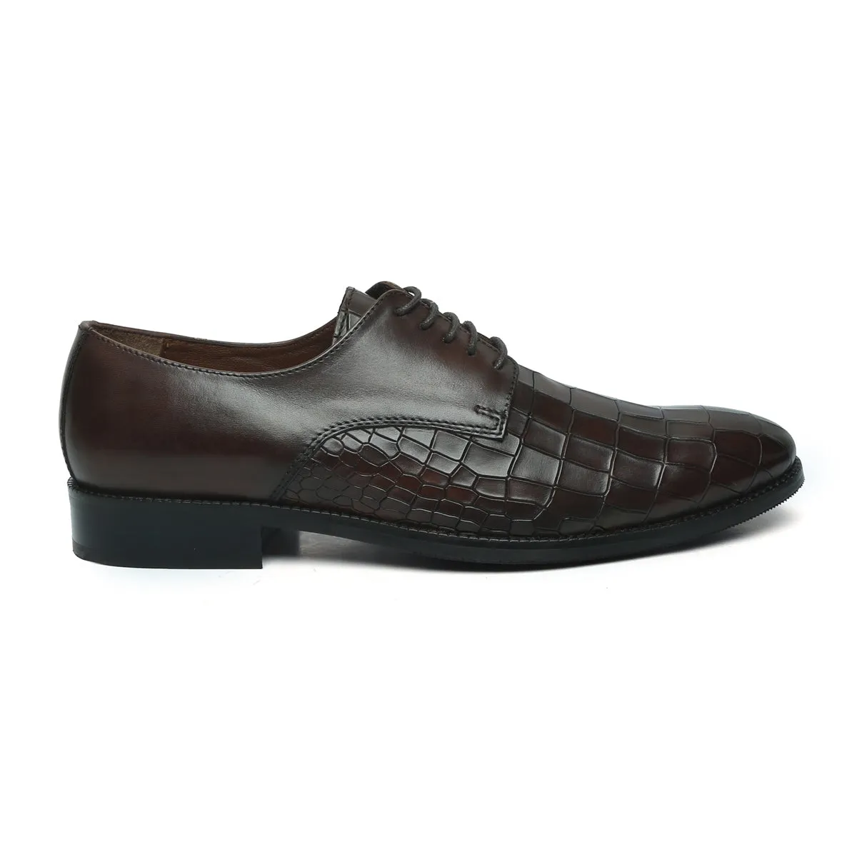 Brown Lace-Up Shoes with Deep Cut Leather Toe by Brune & Bareskin