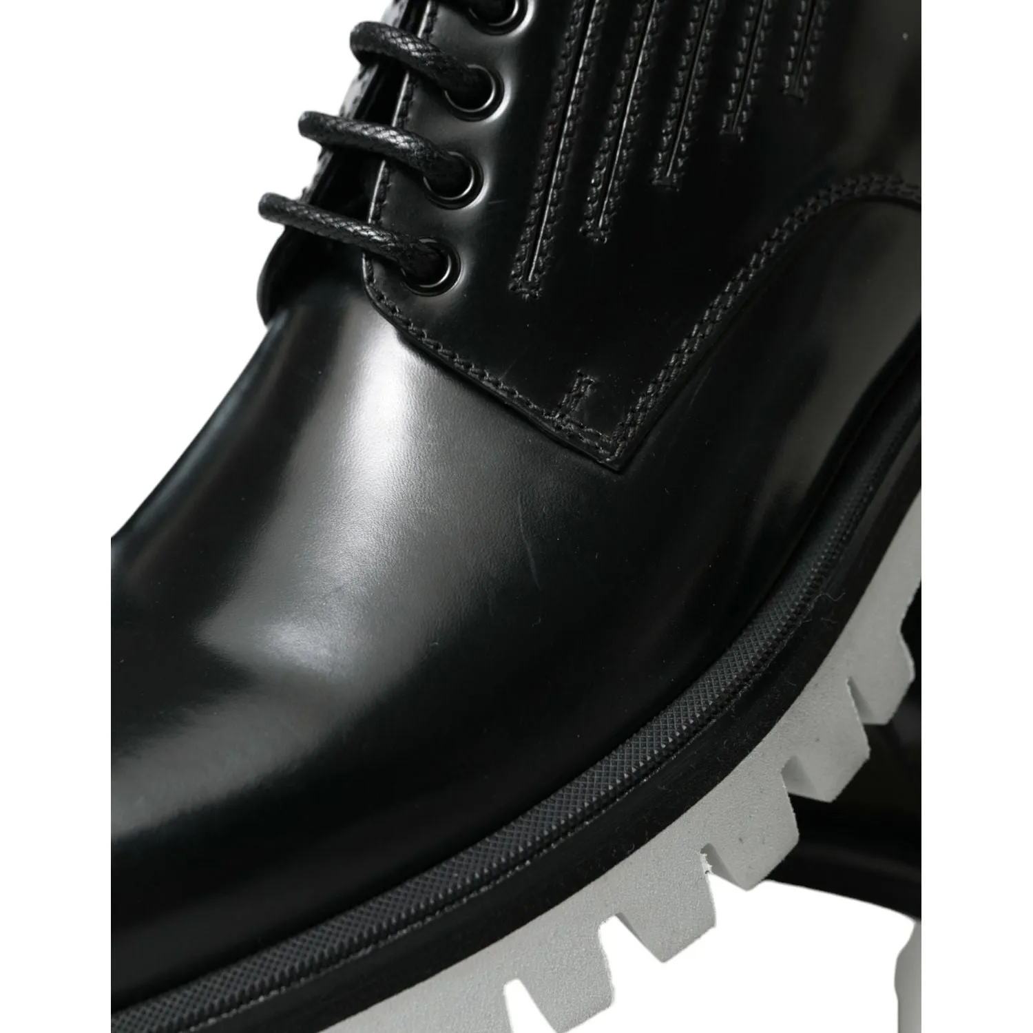 Dolce & Gabbana Sophisticated Black and White Leather Derby Shoes