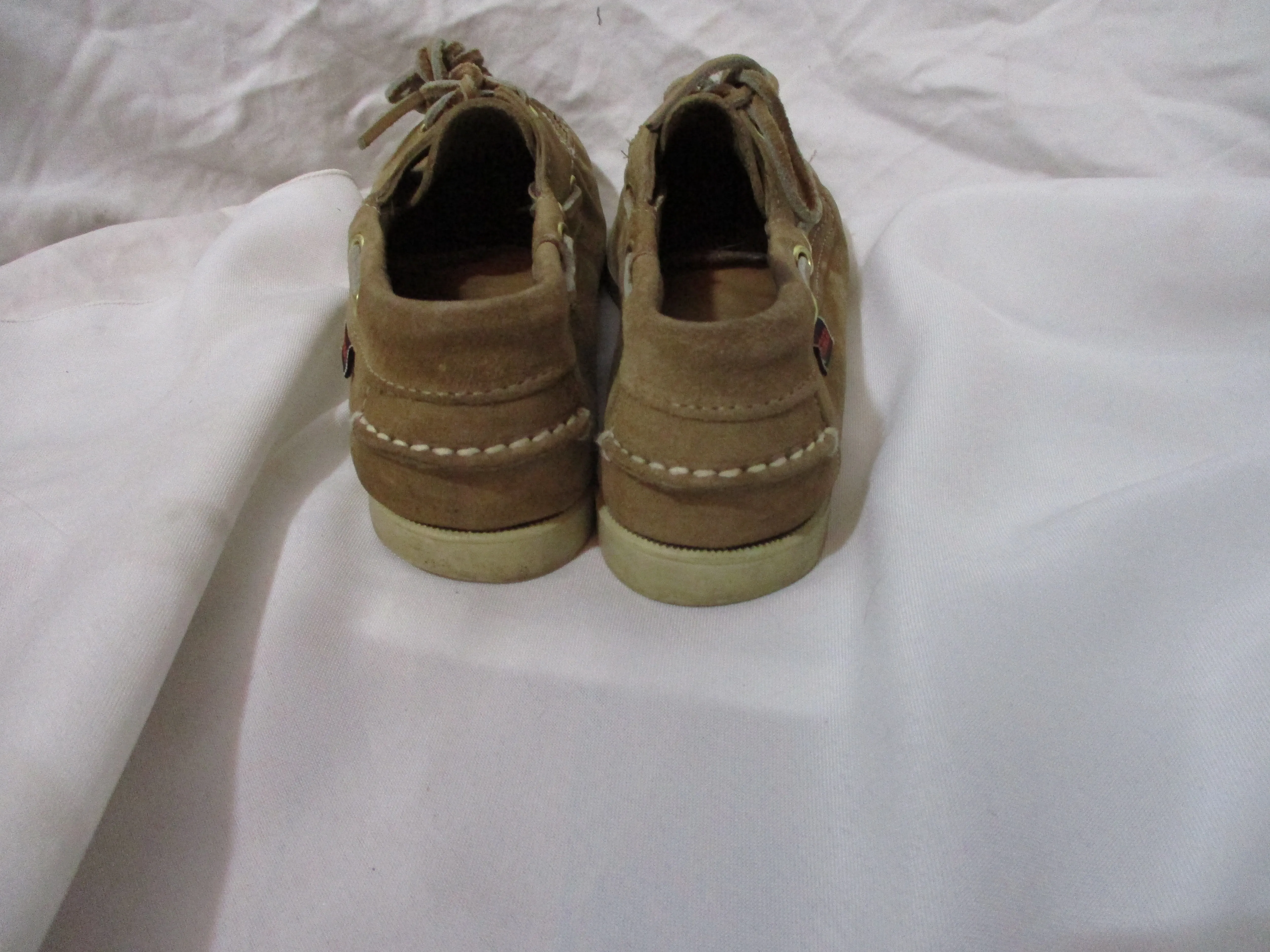 EUC SEBAGO DOCKSIDERS Mocs Boat Shoe Preppy SAND SUEDE 6