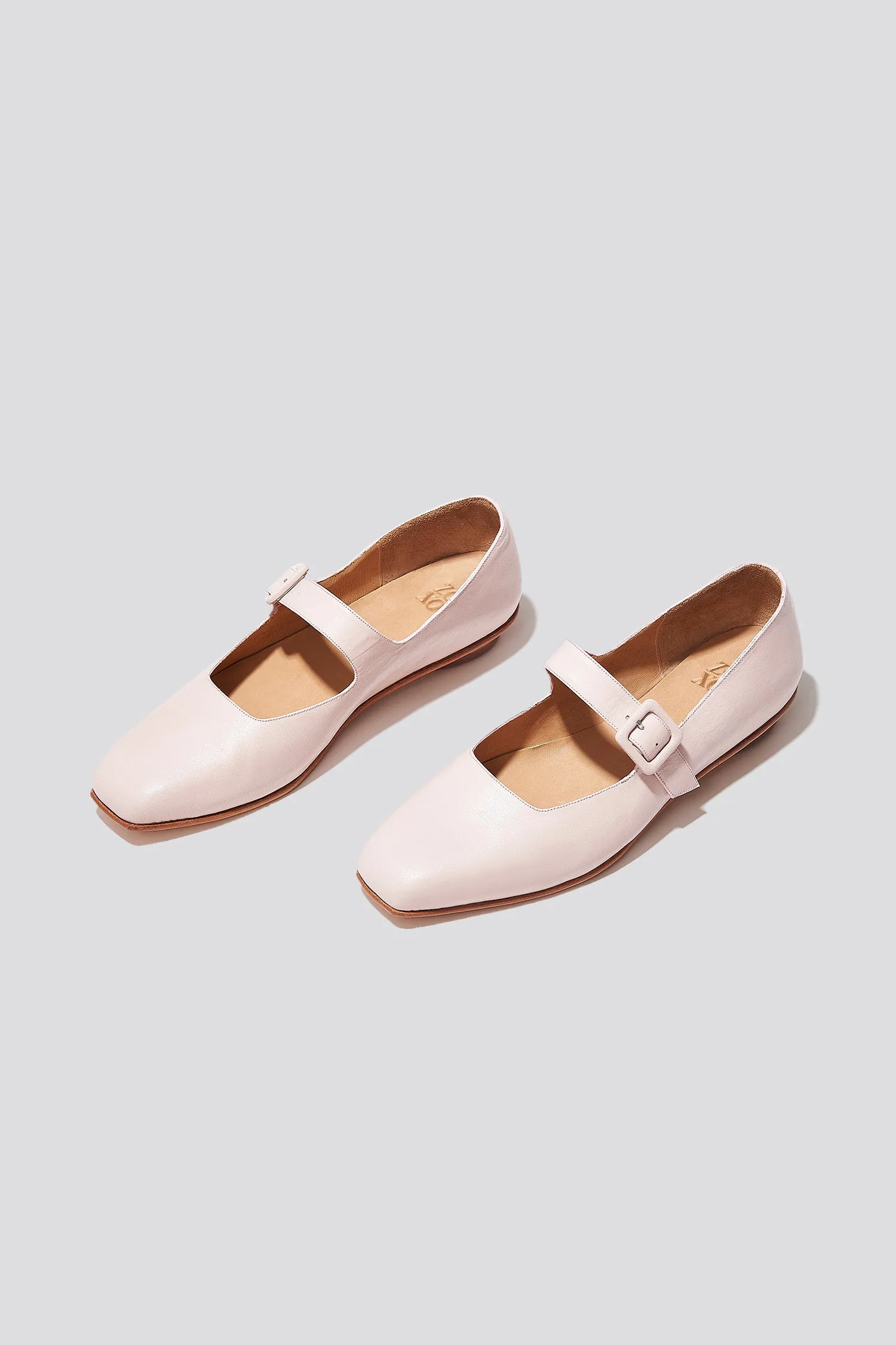 Eugenia Flat in Pale Pink