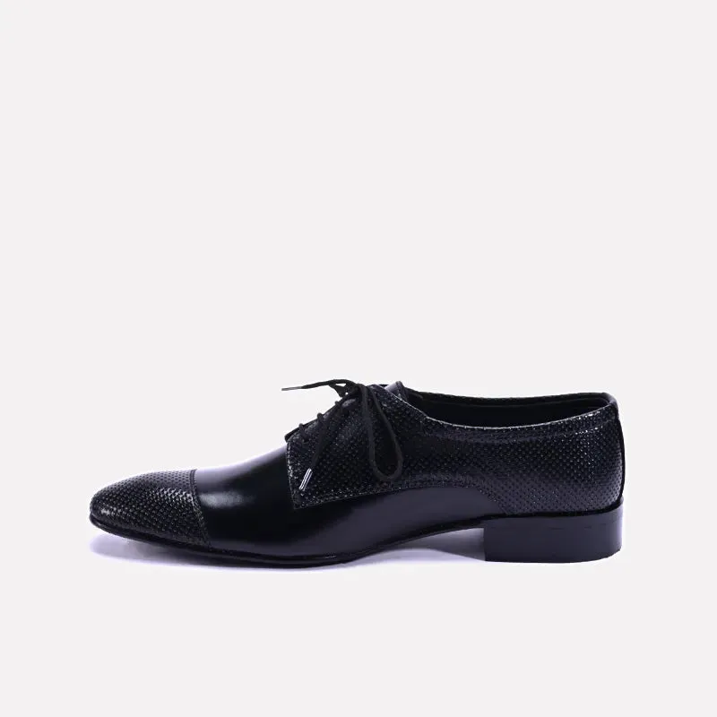 Grayson Black Derby Dress Shoes 0111100