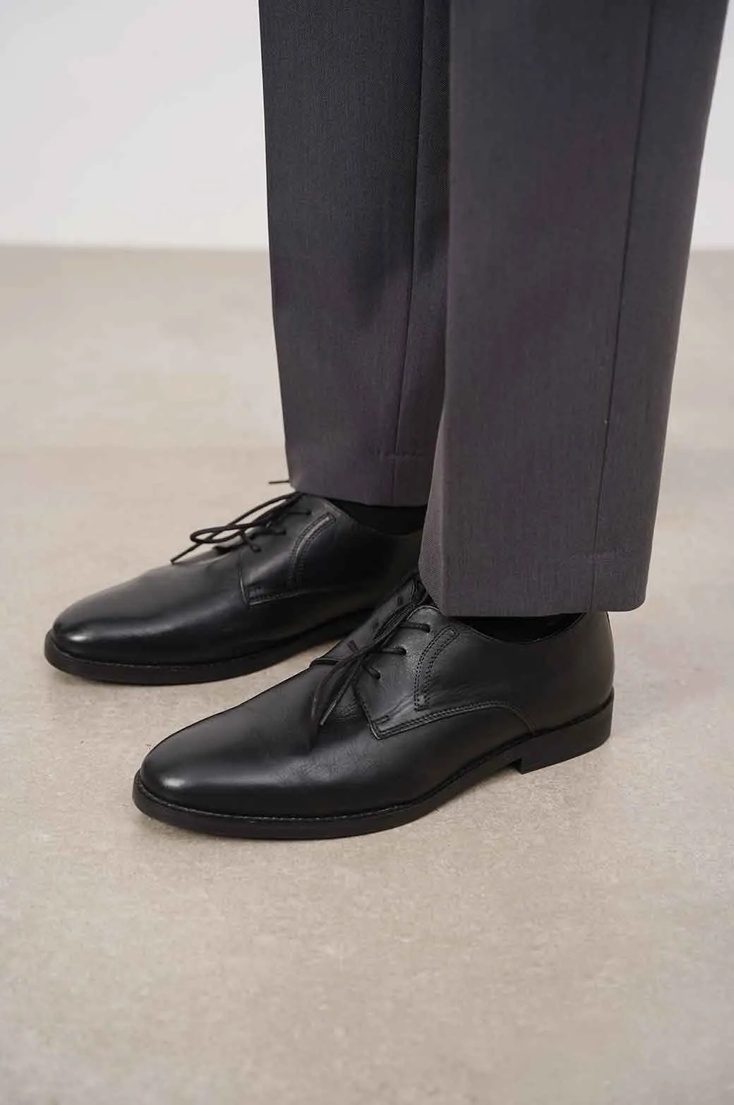 LACE-UP DERBY SHOES