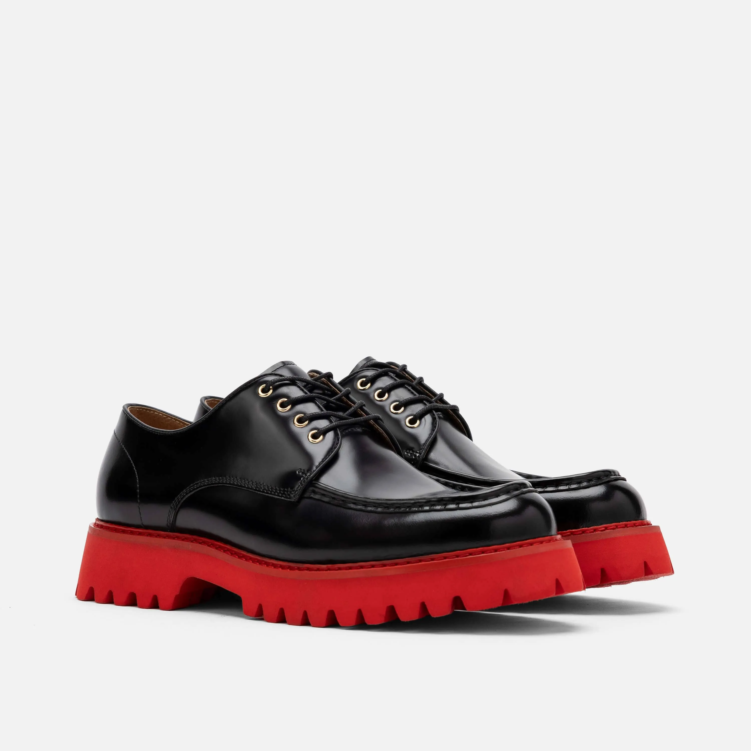 Luca Black/Red Lug Derbys