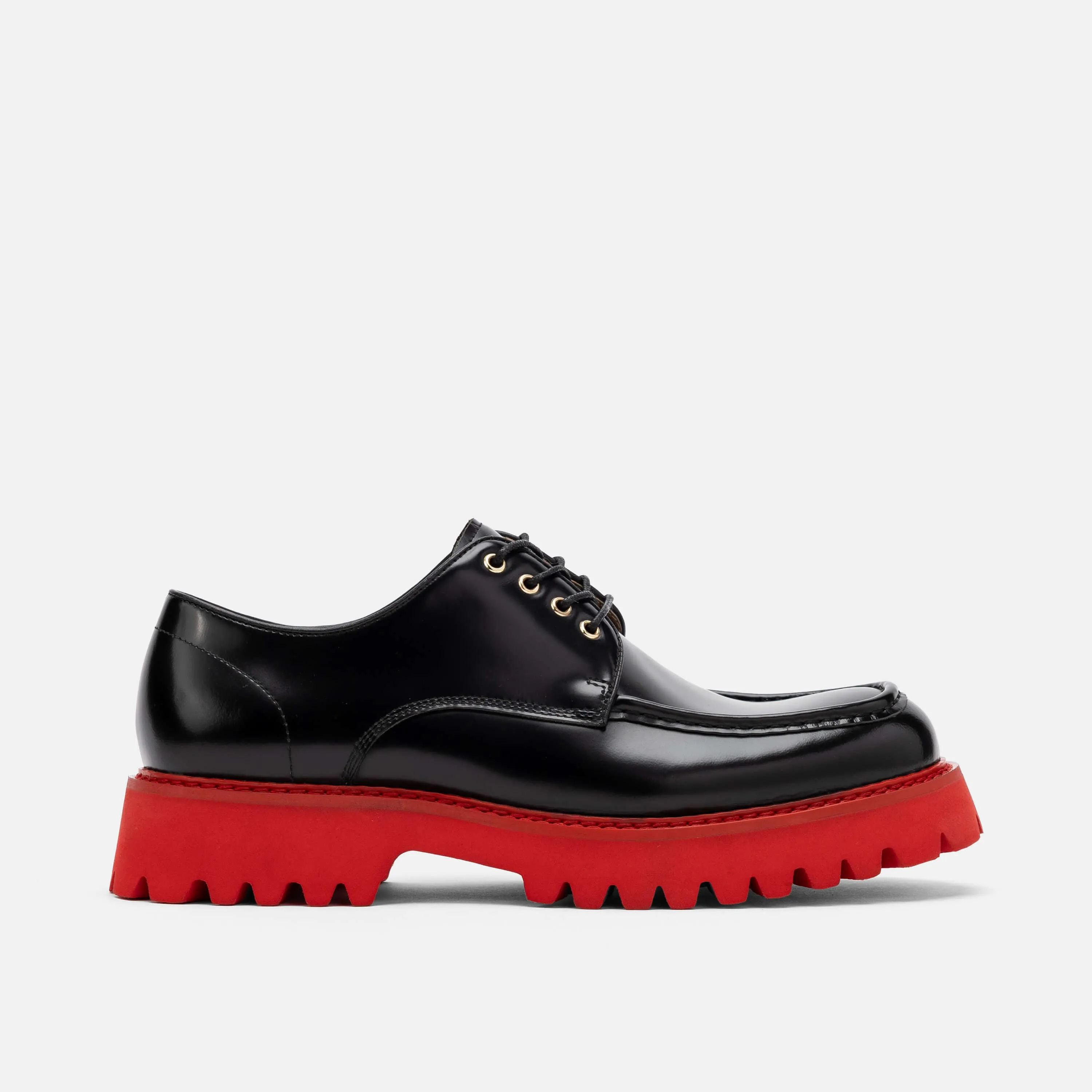 Luca Black/Red Lug Derbys