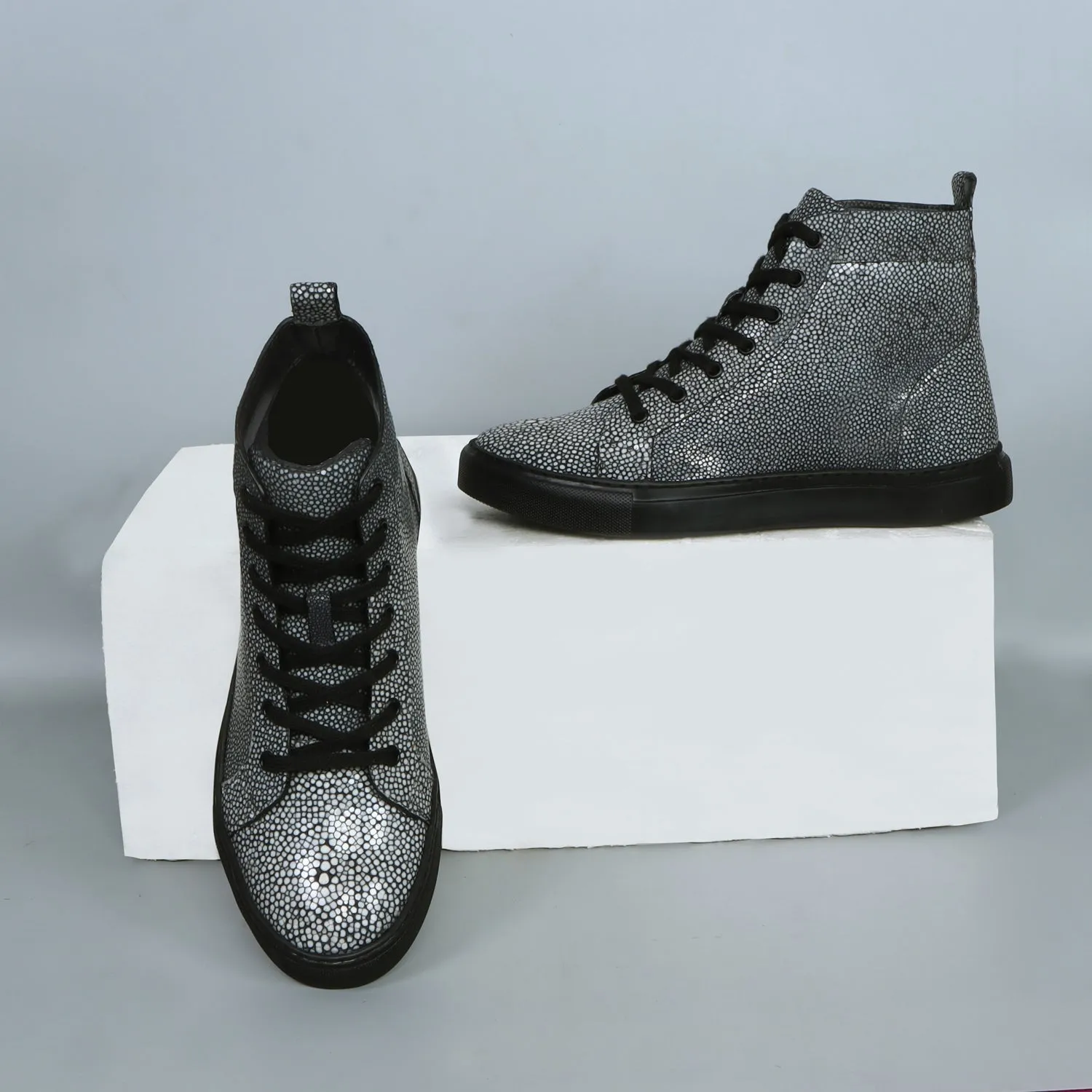 Luxurious Stingray Leather Sneakers with Black Sole