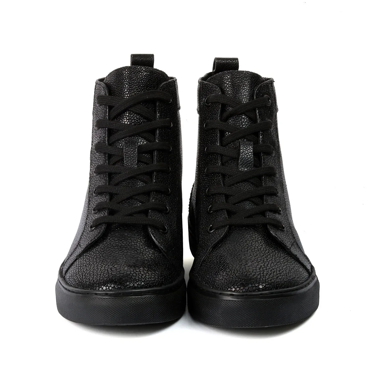 Men's Black Stingray Leather Sneakers