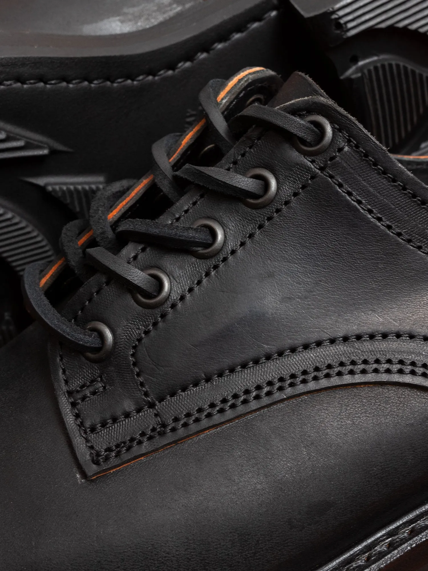 "Ridgeway Derby" in Matte Black