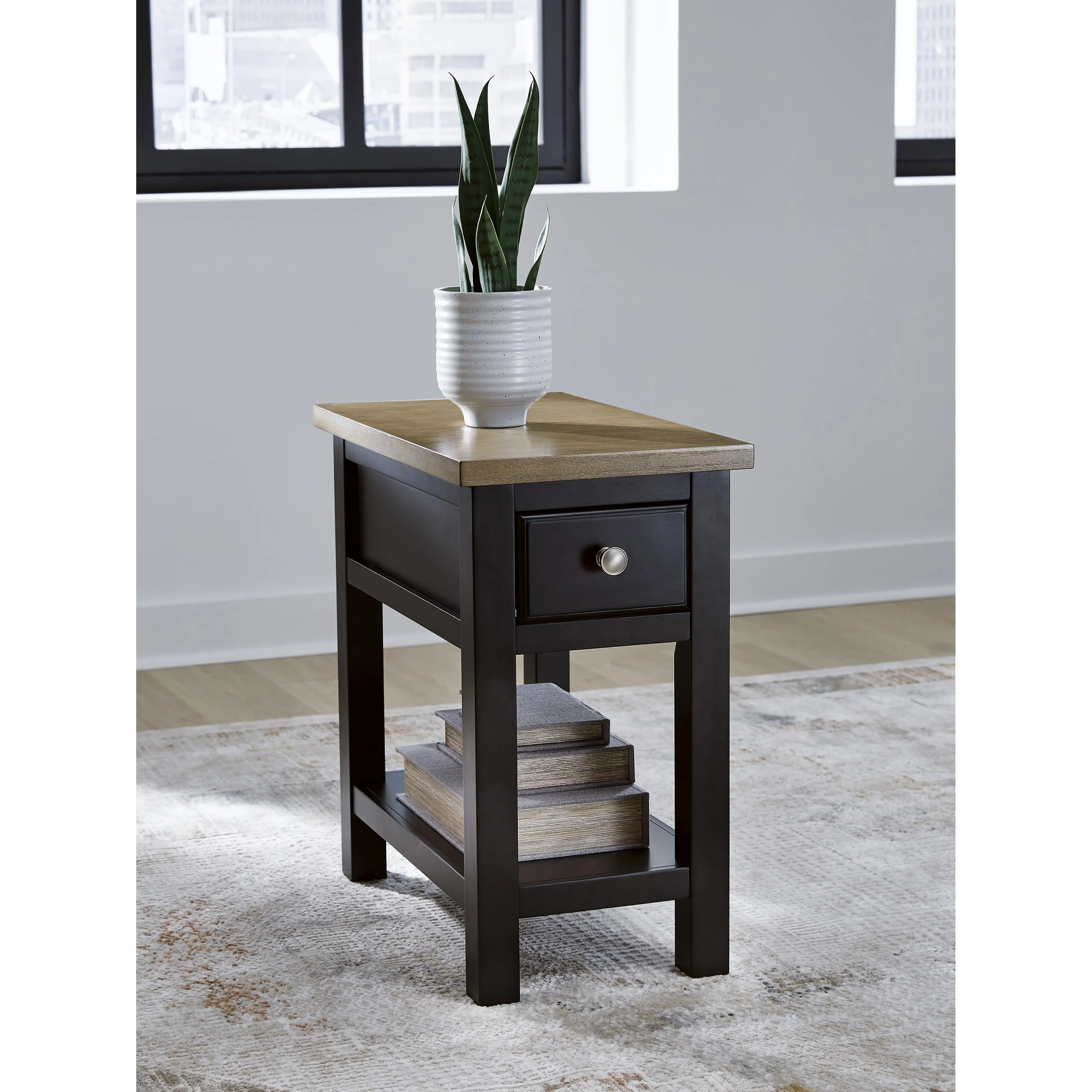 Signature Design by Ashley Drazmine End Table T734-17