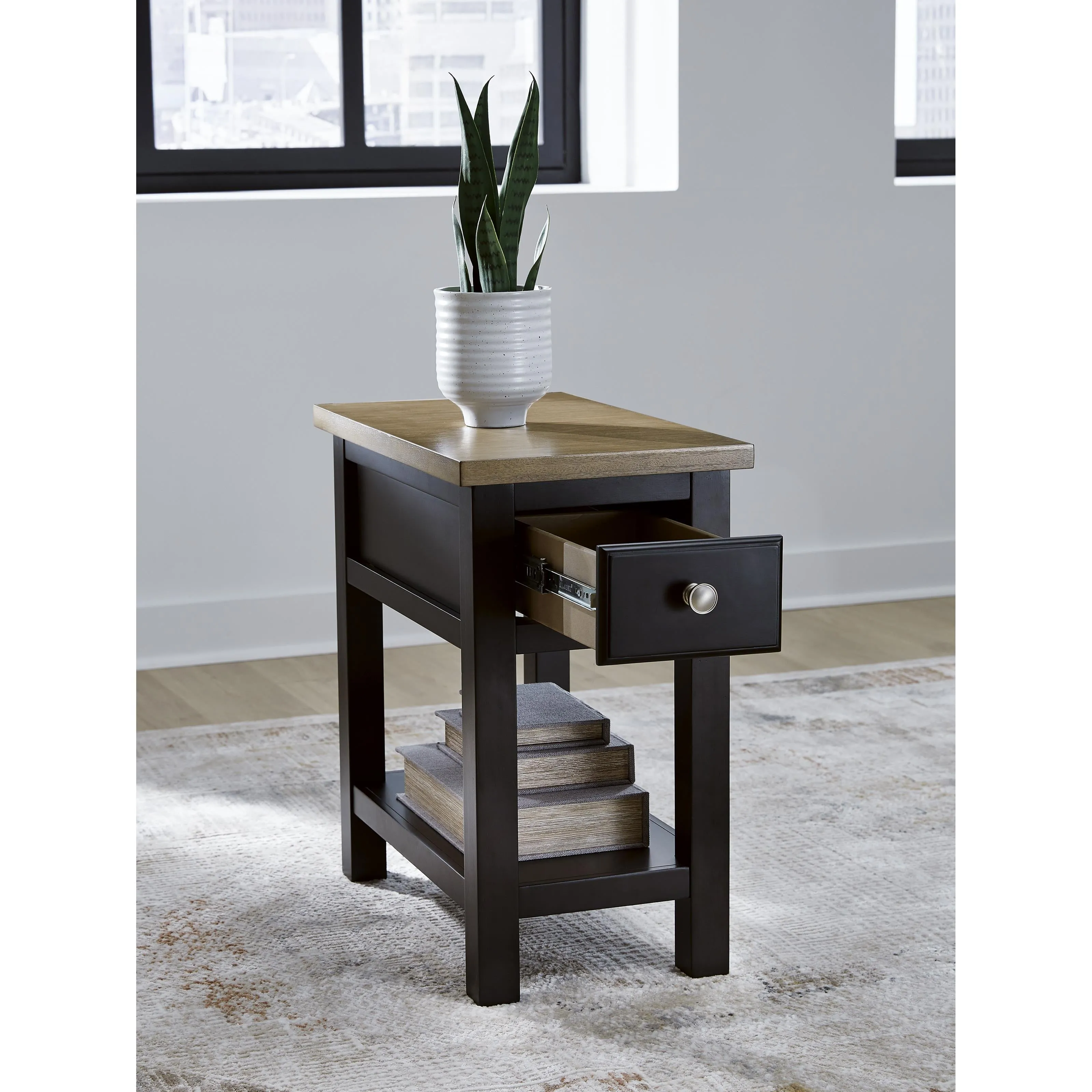 Signature Design by Ashley Drazmine End Table T734-17