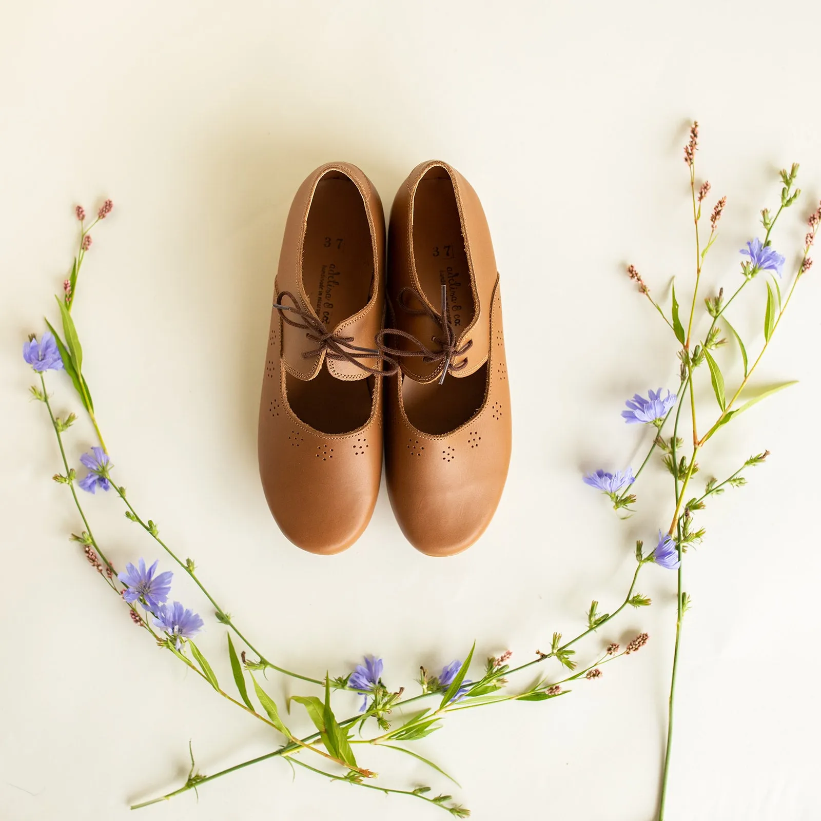 Sol Mary Janes {Women's Leather Shoes}