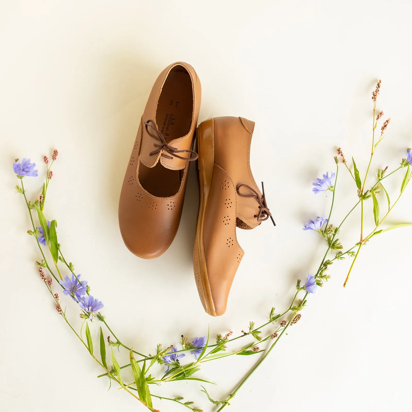 Sol Mary Janes {Women's Leather Shoes}