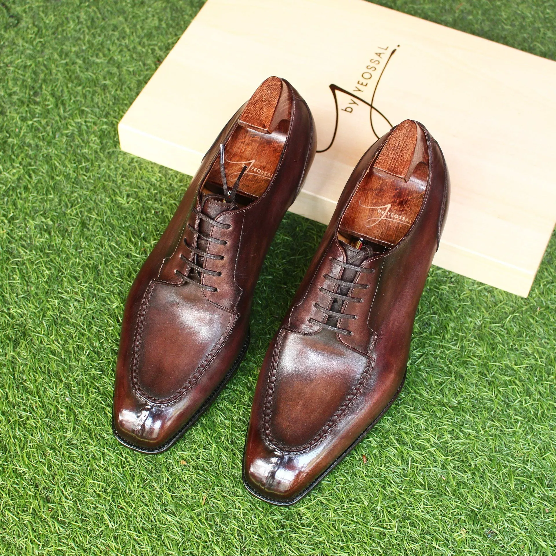 Thomson Split-Toe Derby Shoes