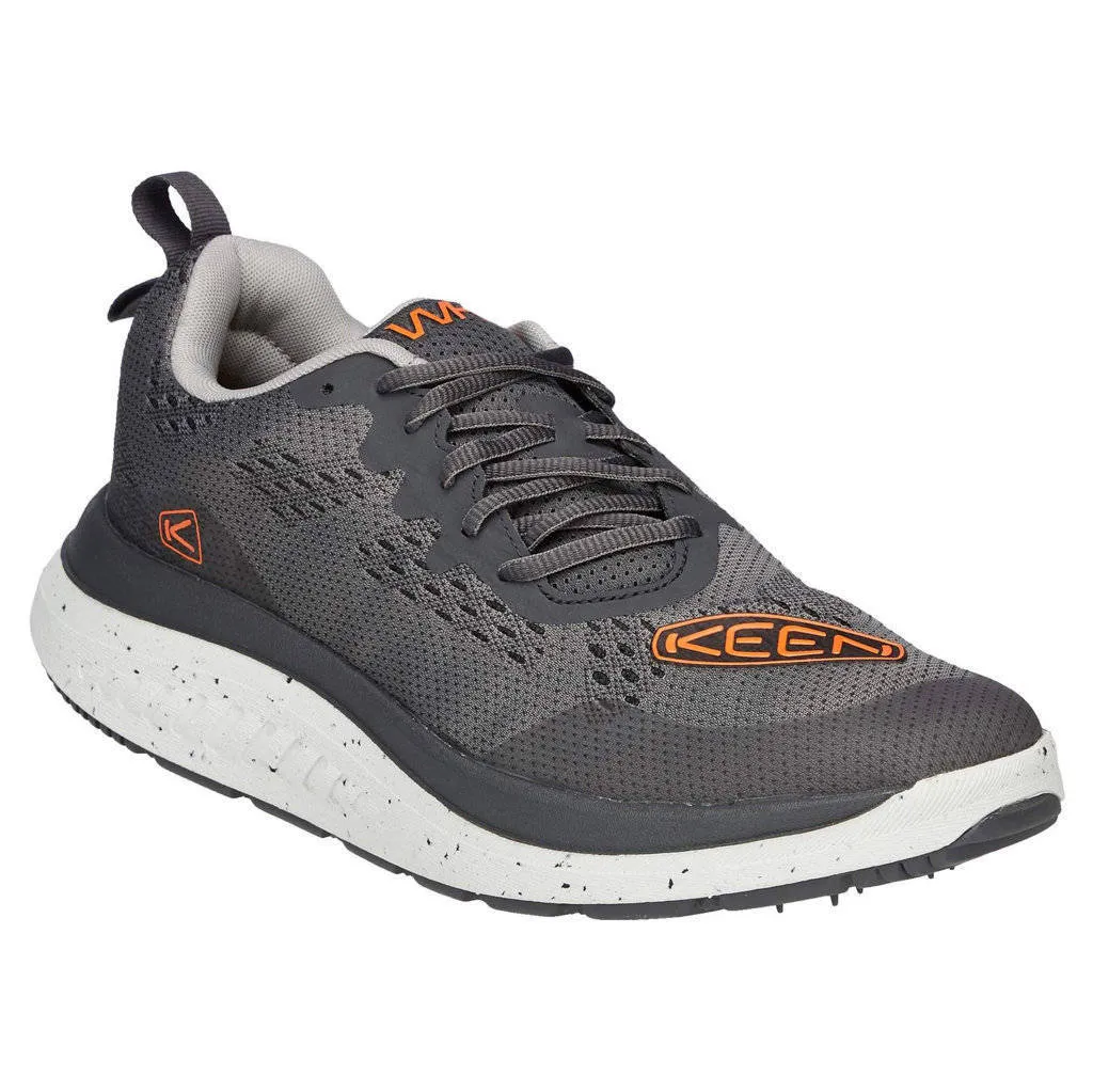 WK400 Textile Men's Walking Trainers