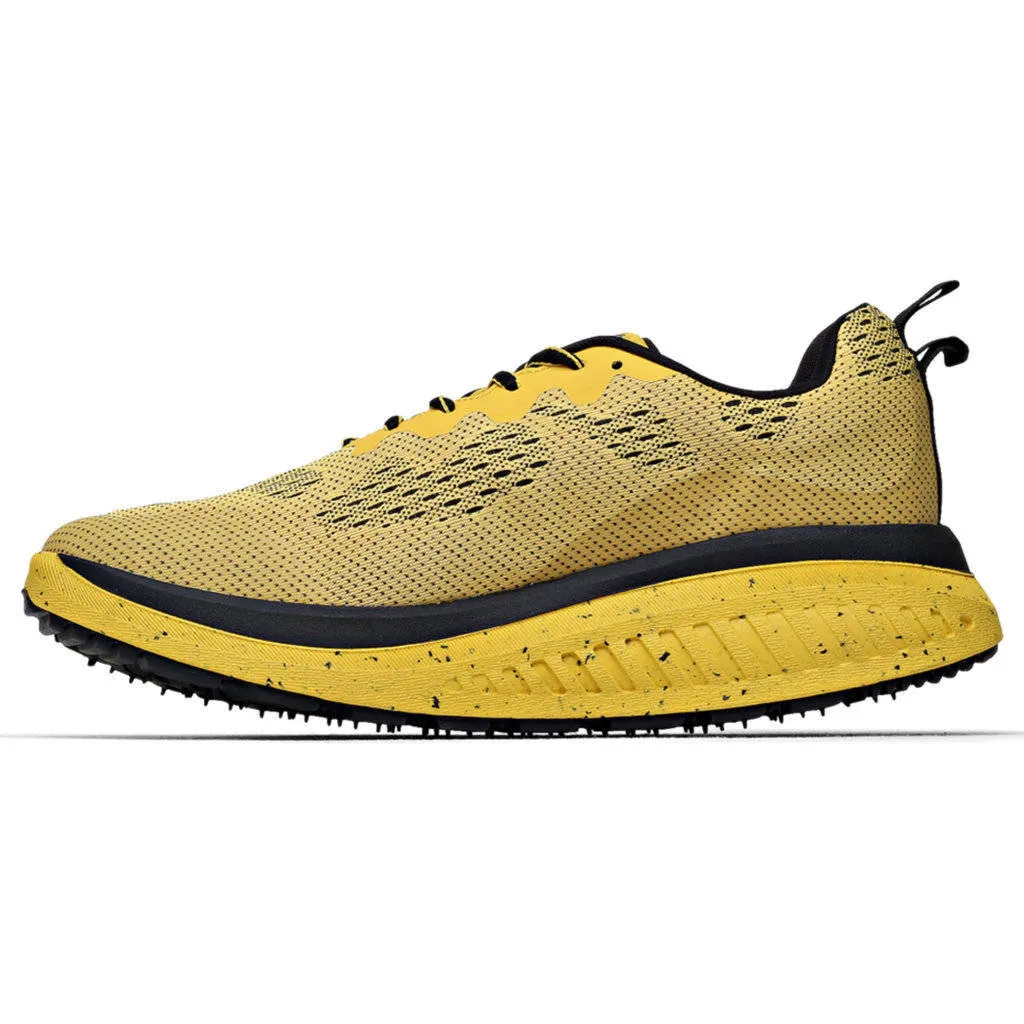 WK400 Textile Men's Walking Trainers