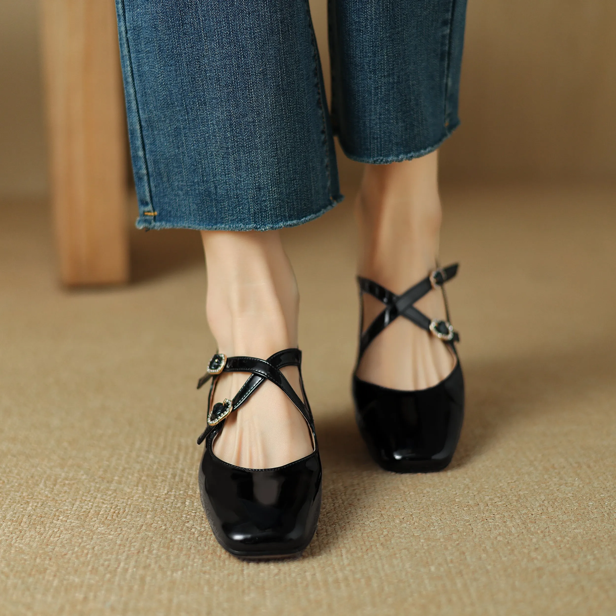 Women Square Toe Crossed Strap Mary Janes Pump Shoes