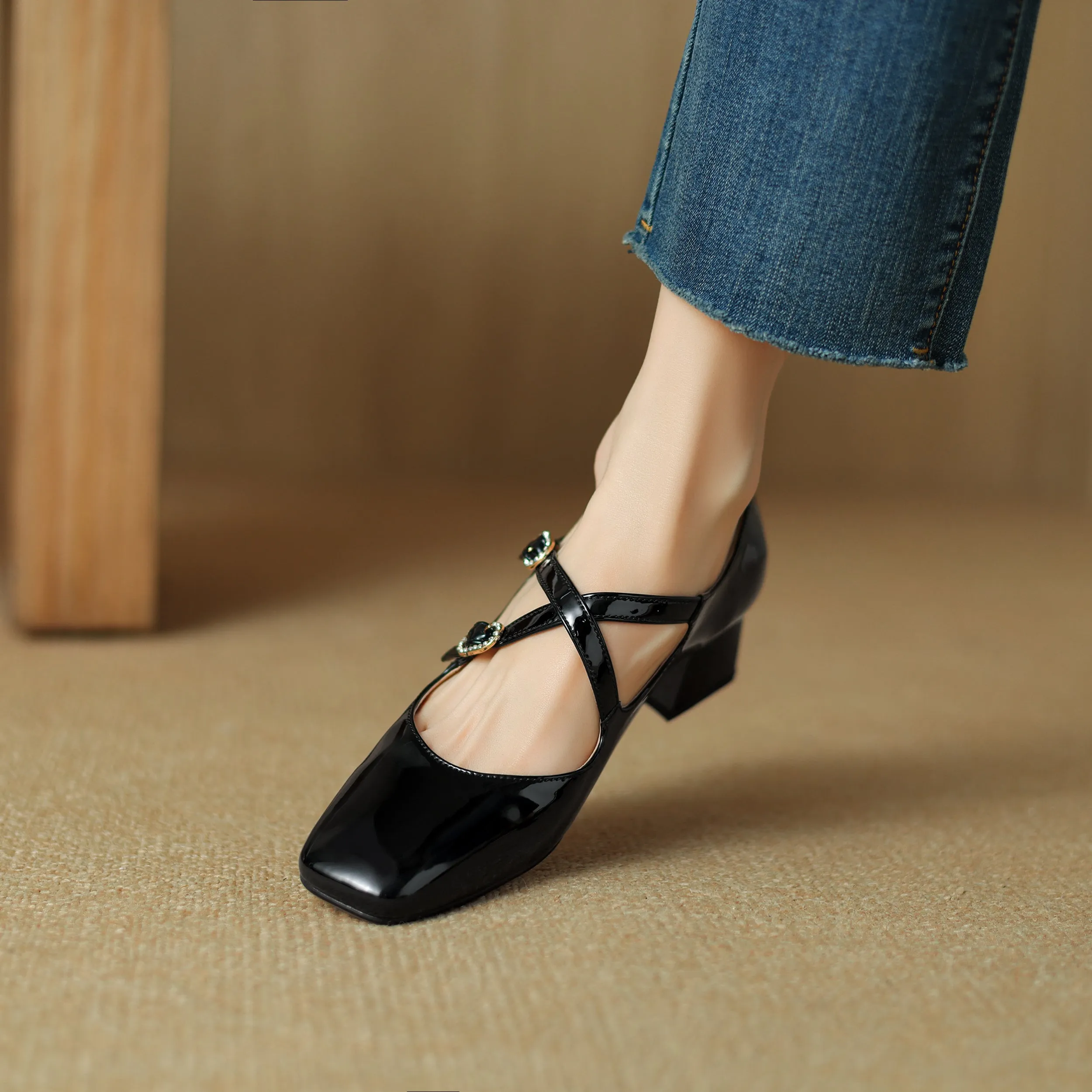 Women Square Toe Crossed Strap Mary Janes Pump Shoes